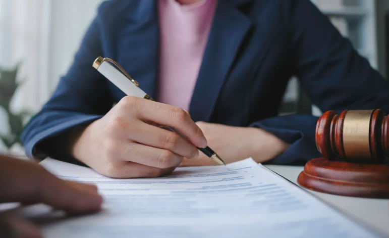 Pensión alimenticia en divorcio