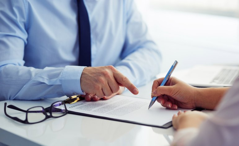 ¿Puedo divorciarme sin la firma de mi cónyuge?